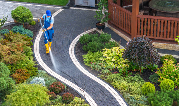 Best Deck Cleaning Services  in Lompoc, CA